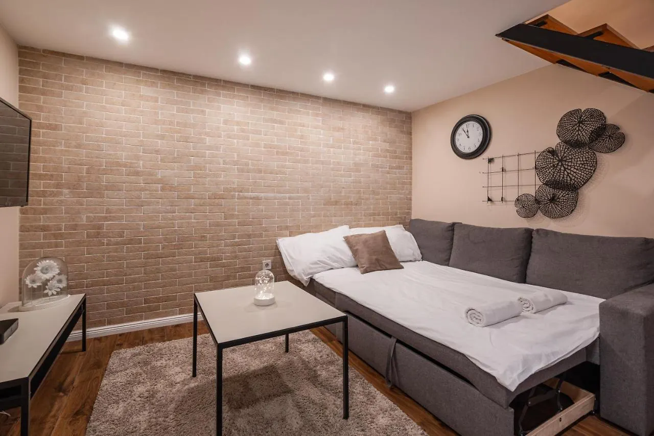 C76 - Boutique Apartments, Best Location By Bqa Budapest Hungary